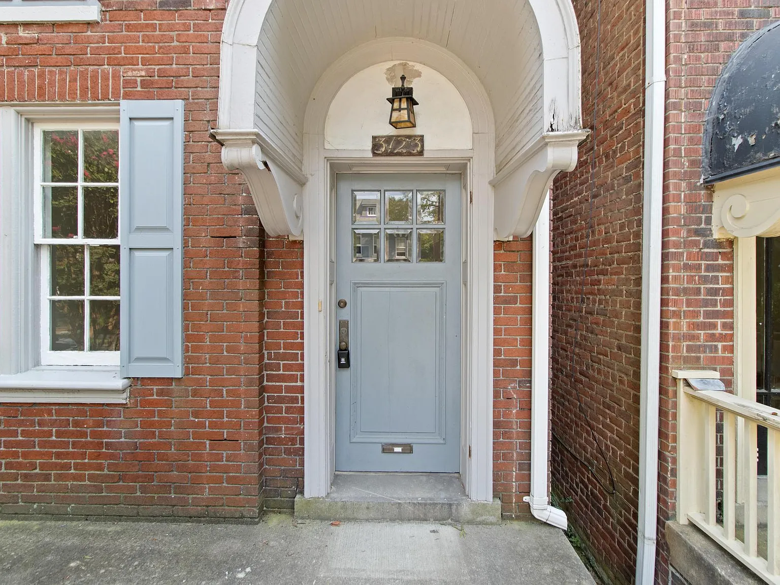 2 bed, 1200 sqft, $2,100 — Photo 3