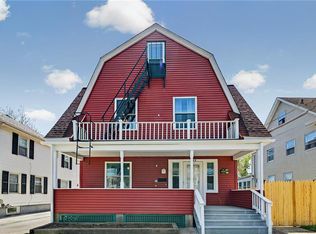 104 Ohio Ave, Providence, RI 02905