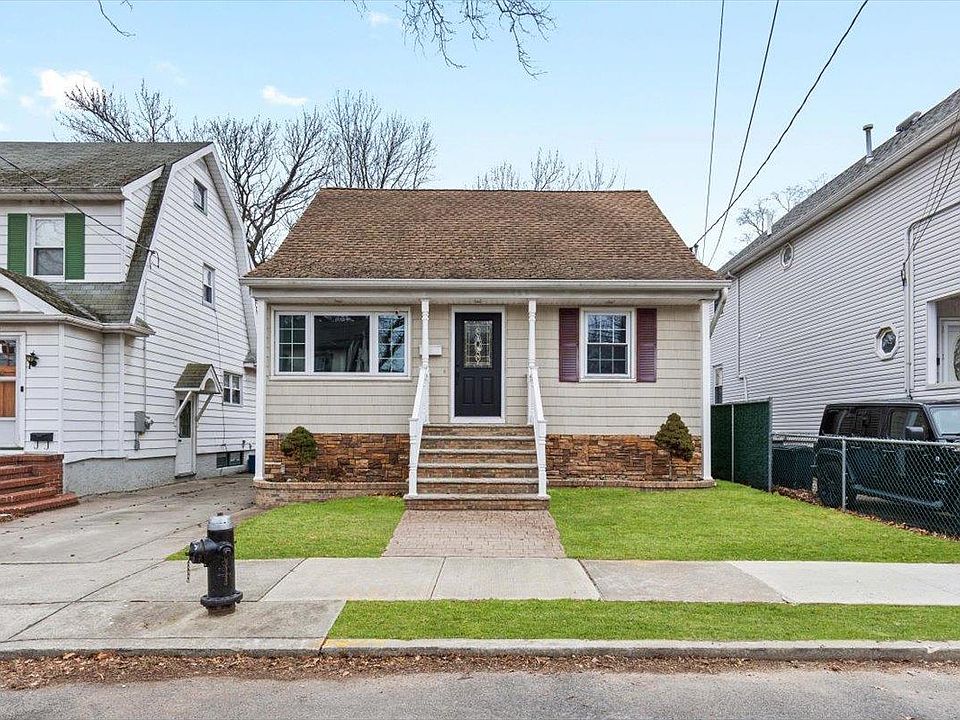 1st image of 120 DICKIE AVENUE