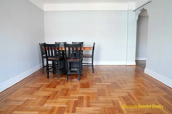 Rented by Norman Raindel, LREB | media 32