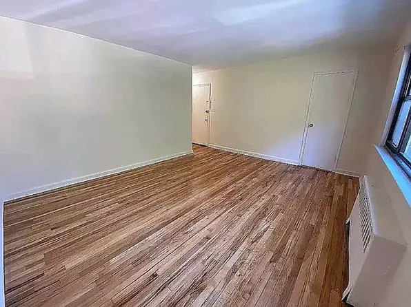 11615 169th St, Jamaica, NY 11434