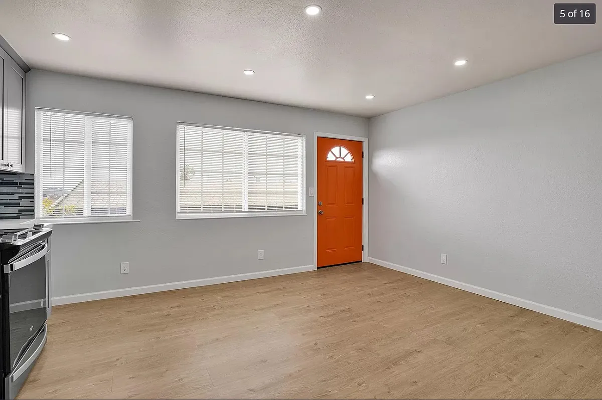Building Photo - 1734 163rd Ave #D