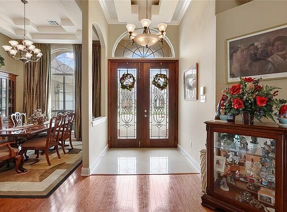 4th image of 38 Turnberry Dr