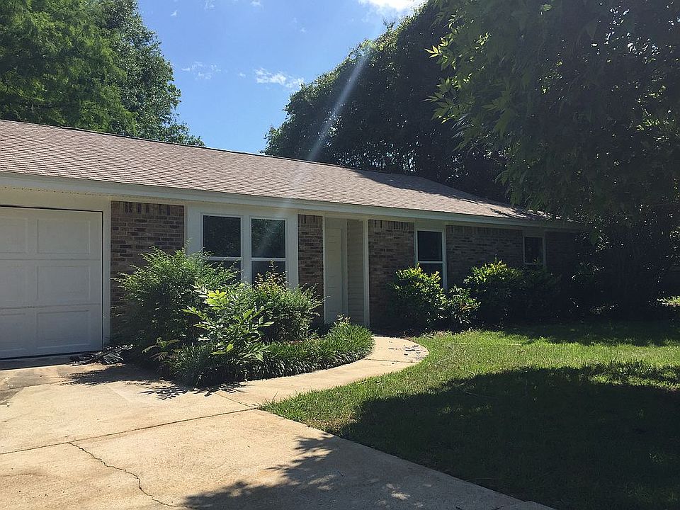 1st image of 2177 Portsmouth Cir
