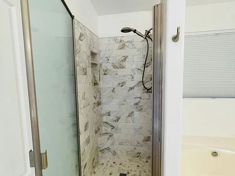 1051 W Todd Dr — Photo 38