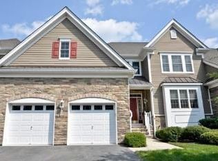 20 Baxter Ln, West Orange, NJ