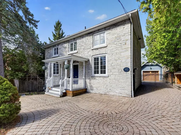 68 Collingwood St, Kingston, ON K7L 3X4