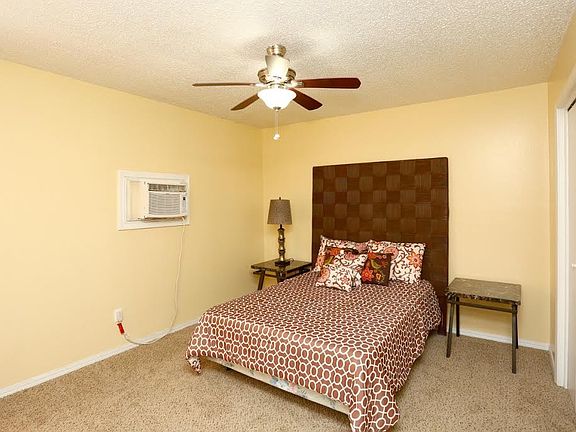 5th image of 4738 NW 23rd St #8