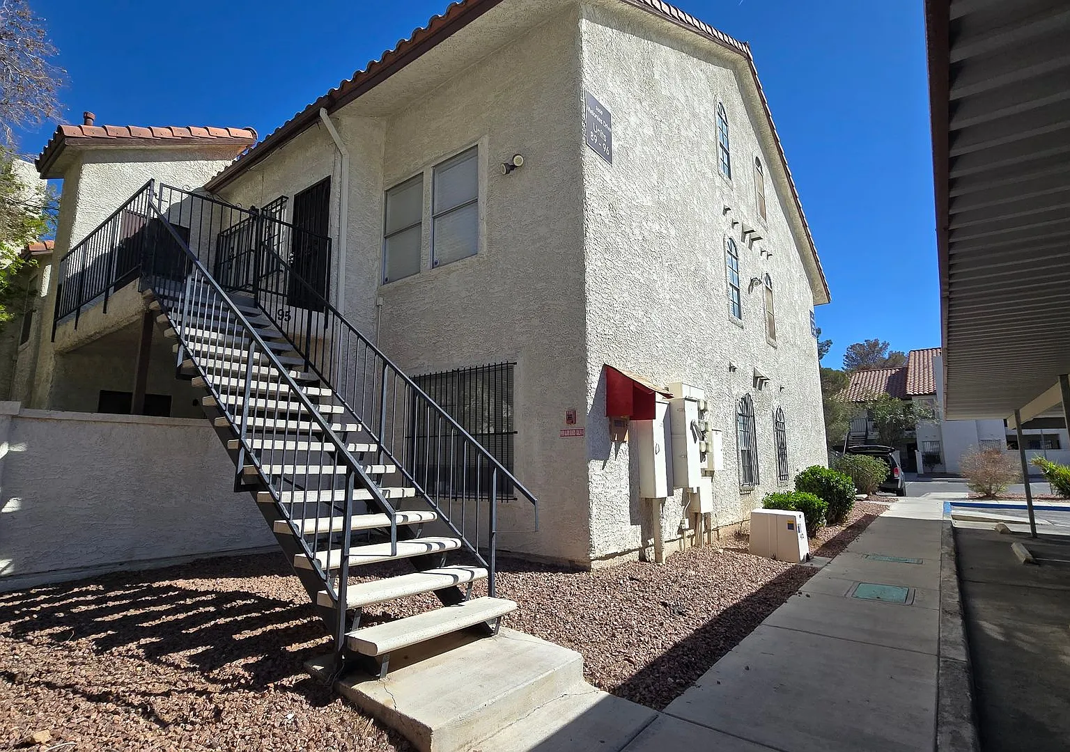Cute 1 bedroom & 1 bath unit — Photo 2