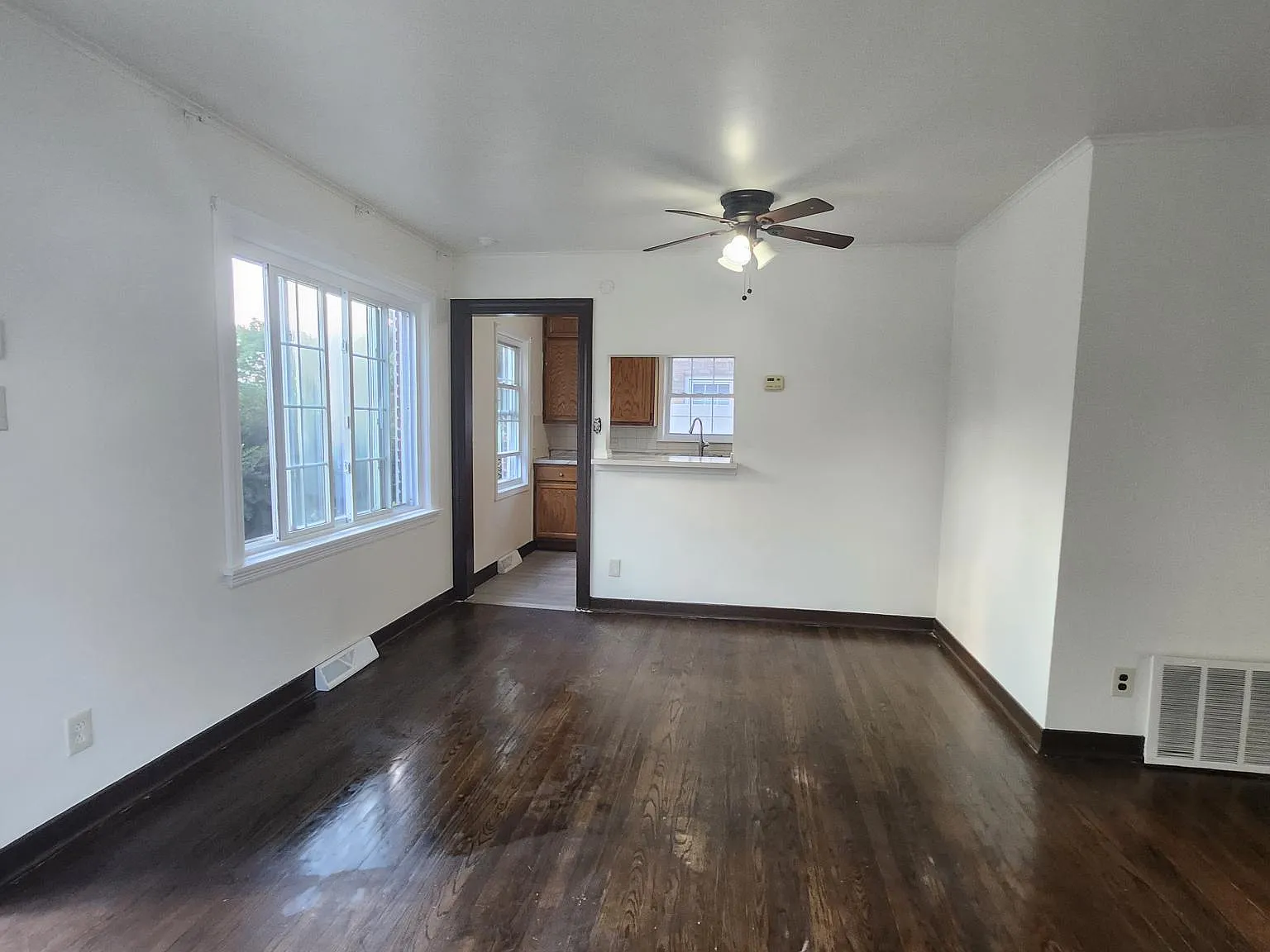 6837 Wicker Avenue — Photo 2
