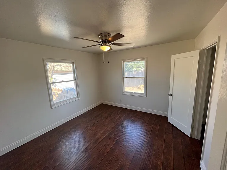 1225 E Dakota Ave — Photo 6