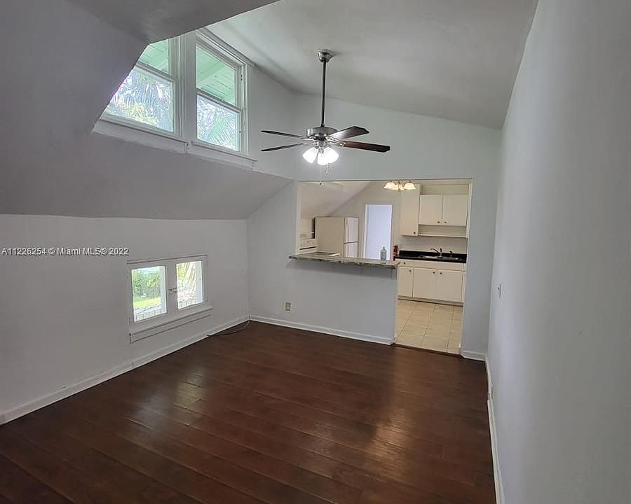 1st image of 605 S J St APT 4
