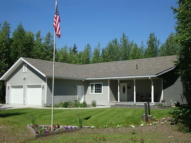 1st image of 4005 Lakewood Loop
