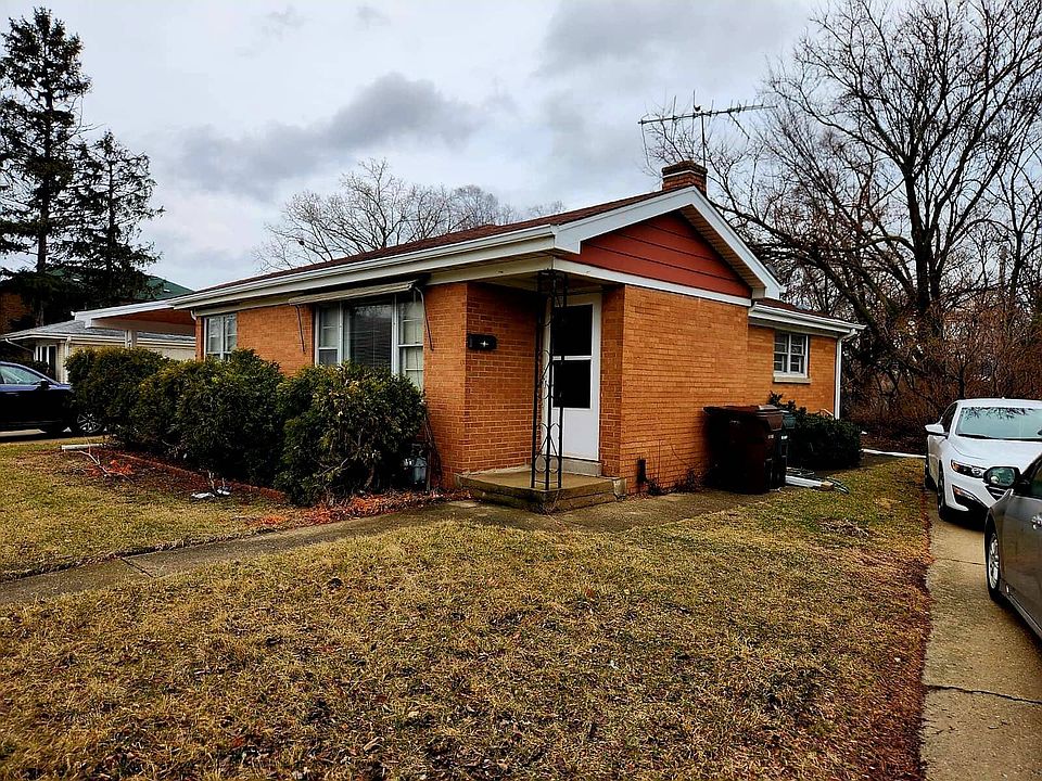 1st image of 8443 Gross Point Rd #8443