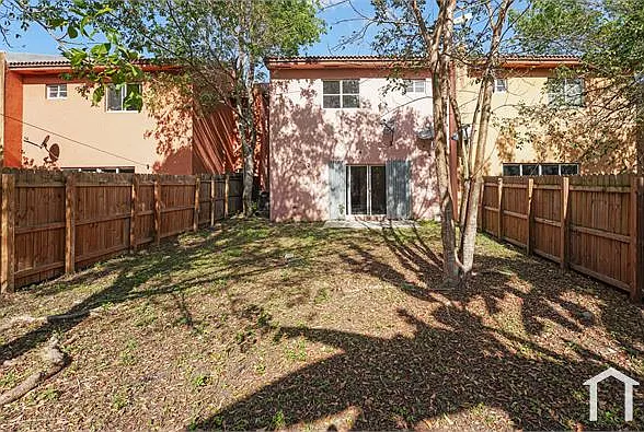 4 bed, 1799 sqft, $2,190 — Photo 4