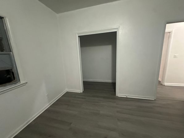 (undisclosed Address)