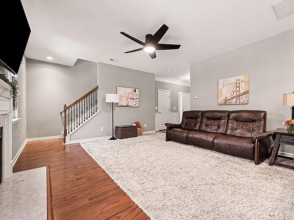 3rd image of 156 Torrey Heights Ln
