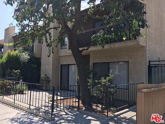 3rd image of 1655 Greenfield Ave APT 4