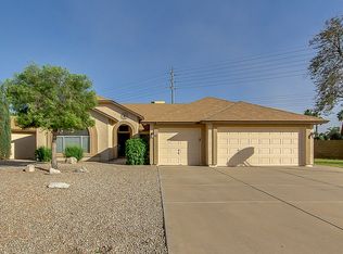 813 N Falcon Dr, Gilbert, AZ 85234