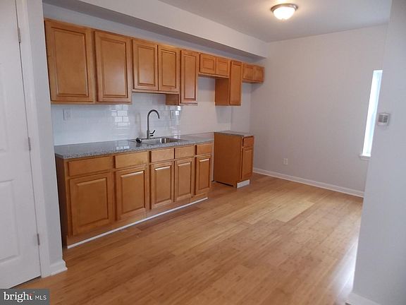 5th image of 5643 Beaumont St