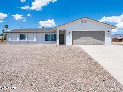 2nd image of 2965 Edgewood Dr