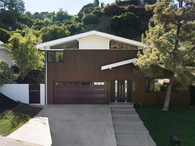 16995 Escalon Dr, Encino, CA, 91436