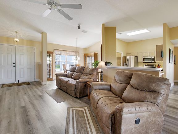 4th image of 6127 NW Ginger Ln