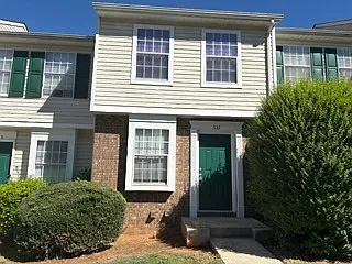 3 bed, 2.0 bath, 1260 sqft, $1,700 — Photo 1