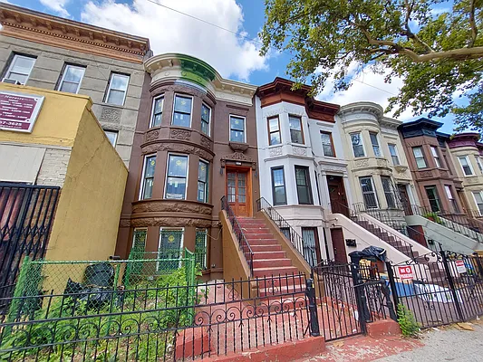Sold by Brooklyn IQ Properties Inc | media 17