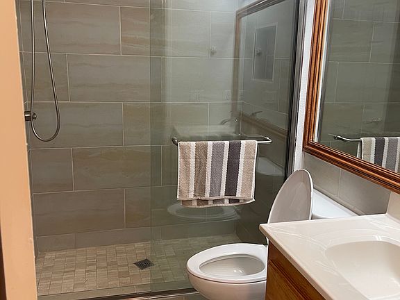 3rd image of 9950 Topanga Canyon Blvd Unit 33