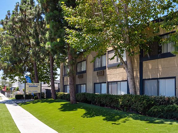 4th image of 14733 Chadron Ave #219