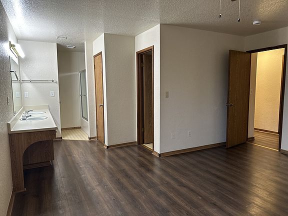 5th image of 865 Mitchell Ave #A