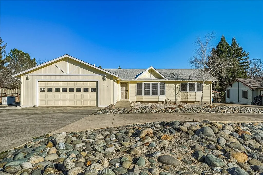4410 Oak Ave photo 1