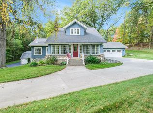 231 Grand River Dr NE, Ada, MI 49301