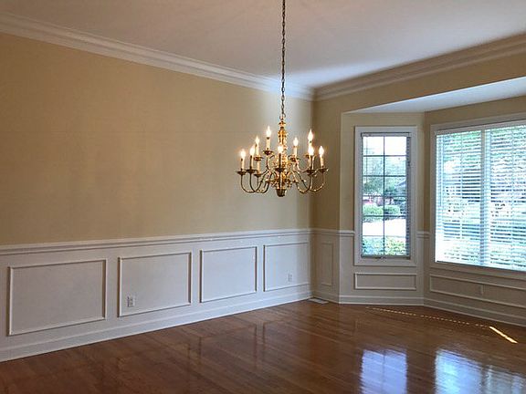 4th image of 236 Willow Lake Dr