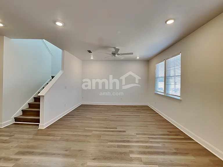 1448 Aquamarine Dr — Photo 6