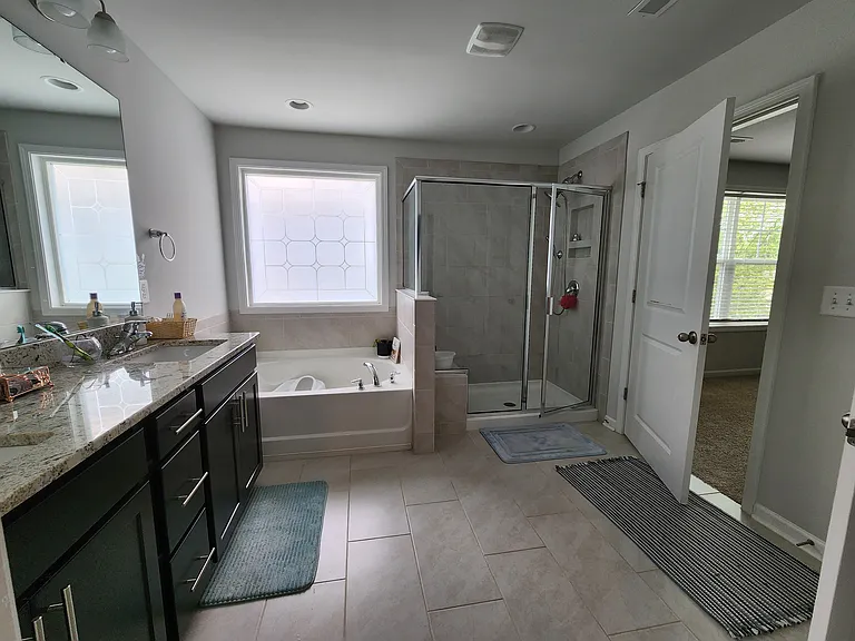 704 Riley Ln — Photo 11
