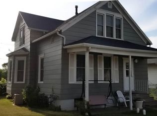 2014 Grand Ave, Muscatine, IA 52761