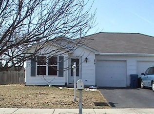 449 Newport Cir, Oswego, IL 60543
