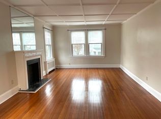 52 Bliss Rd #2, Newport, RI 02840