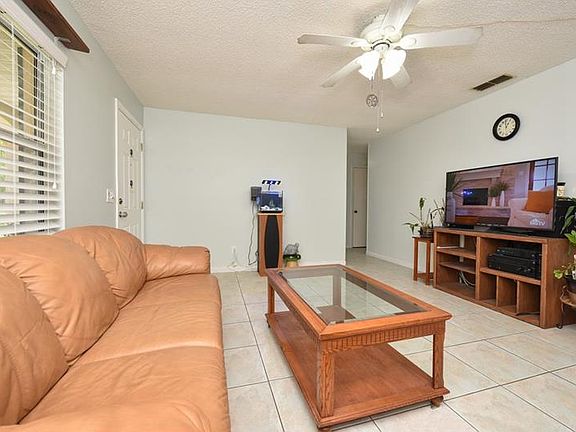 4th image of 8119 Pamlico St #4