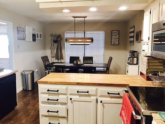 5th image of 3909 Georgian Dr