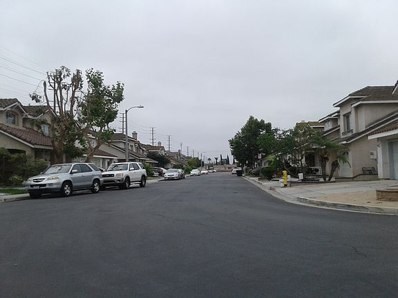 5th image of 14382 Riverton St