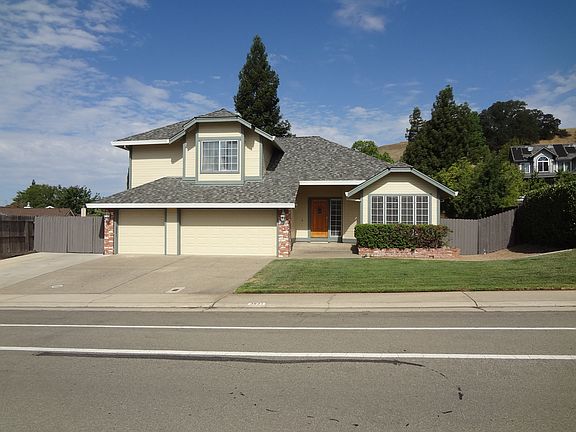 2nd image of 3835 Argonaut Ave