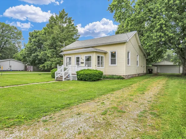 416 W Wing St, Bement, IL 61813