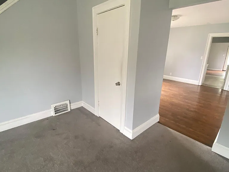 16917 Larchwood Ave — Photo 18