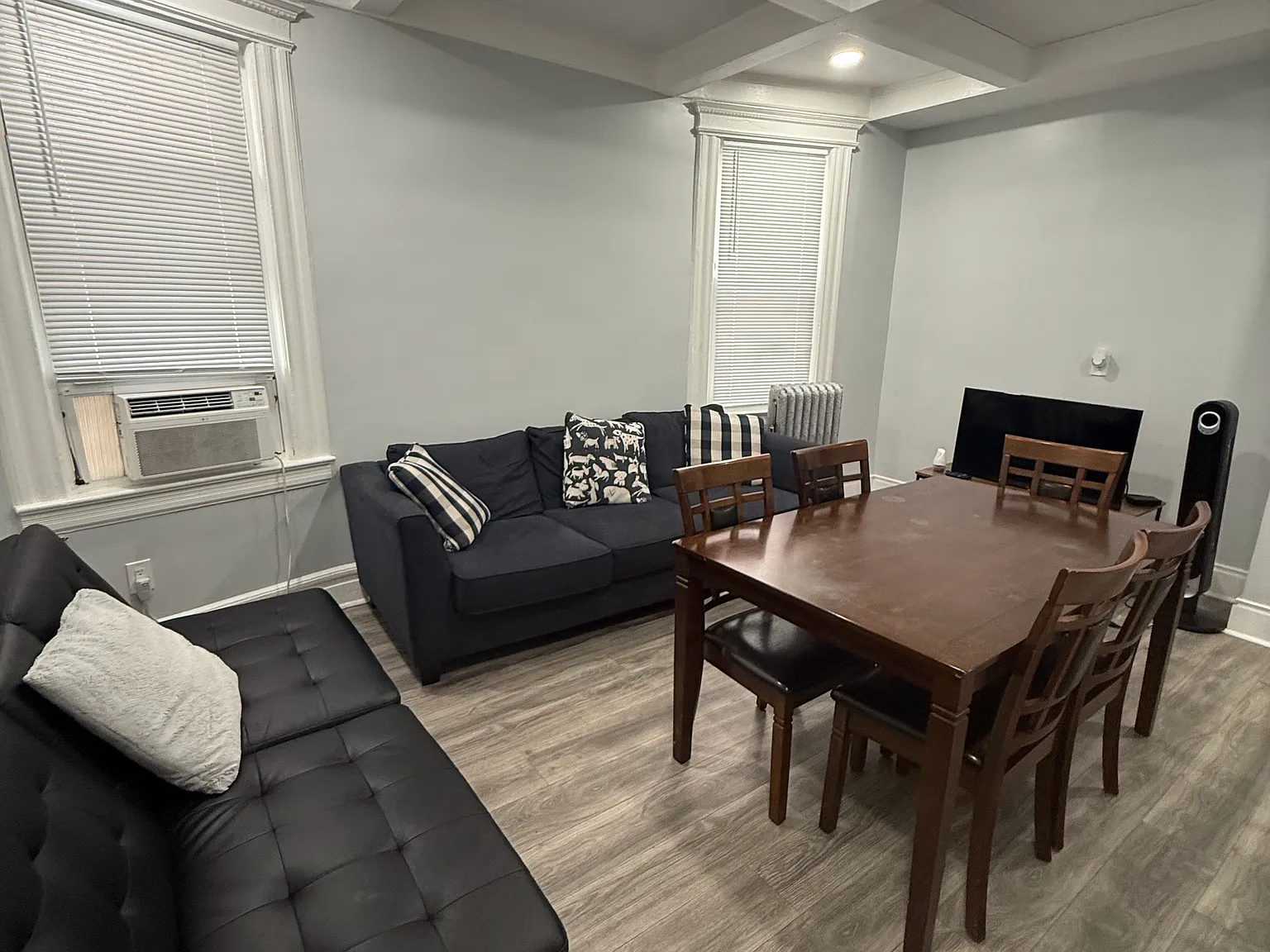 321 Park Ave — Photo 3