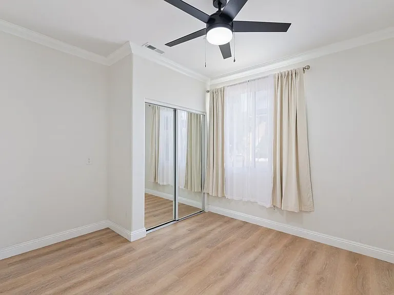 15736 Home Ct — Photo 14