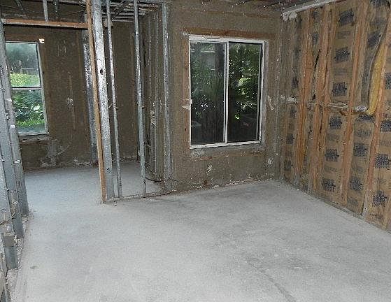 3rd image of 3340 Pinewalk Dr N APT 1513