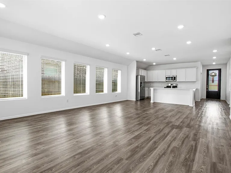 5111 Winslow Grove Dr — Photo 6
